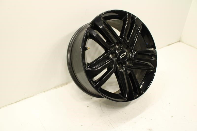 2024-2025 Chevrolet Trax Alloy Wheel R18x7.5J 5 Spoke 60006716 OEM - Alshned Auto Parts