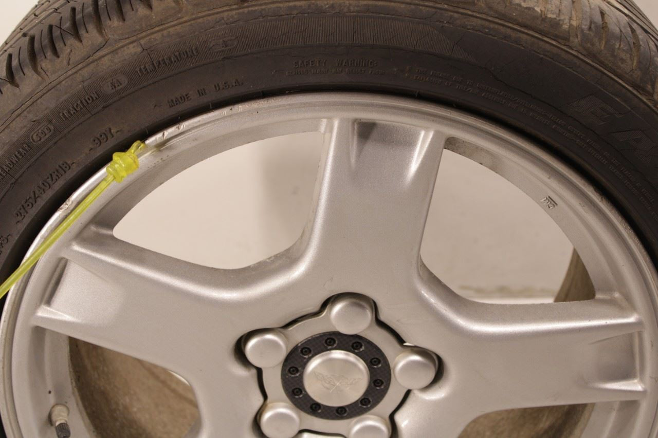 1997-1999 Chevrolet Corvette Wheel Front 2xR17x8.5 Rear 2xR18x9.5 9592414 OEM - Alshned Auto Parts