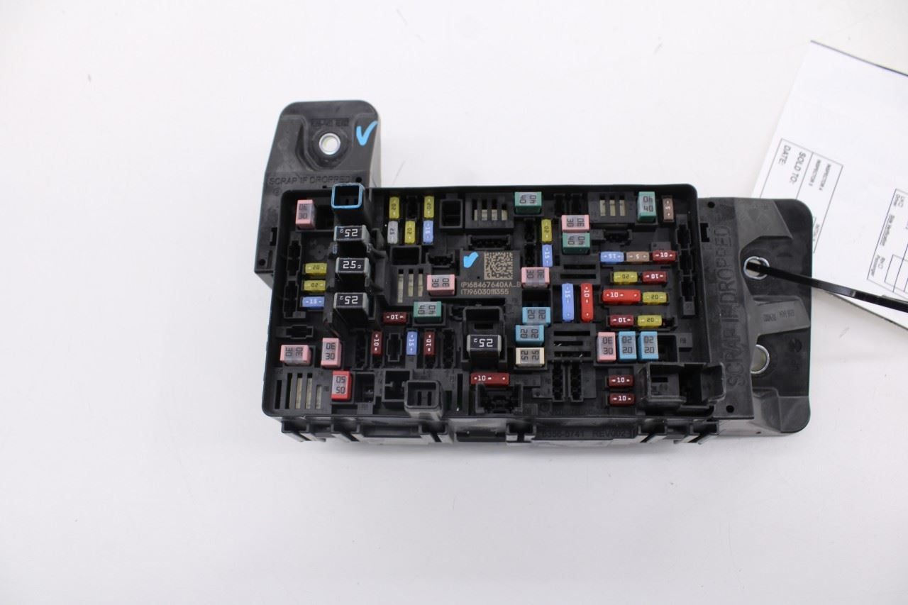 20-24 Ram 1500 Big Horn 5.7L Power Distribution Center 48V eTorque PDC Fuse Box7