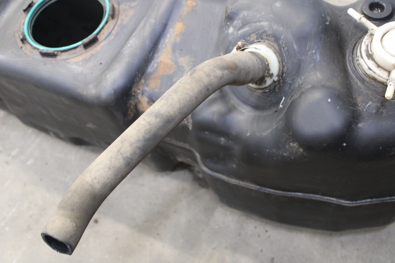 2011-17 Ram 1500 Crew Cab Laramie 5.7L Fuel Gas Tank 32.0 US Gallons 68242021AA - Alshned Auto Parts