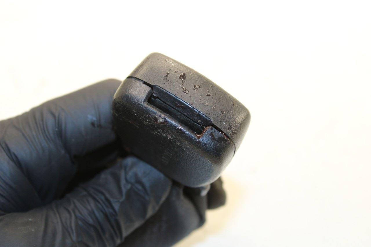 19-23 Jeep Cherokee Latitude Rear RH LH and Center 2nd Row Seat Belt Buckle Set - Alshned Auto Parts