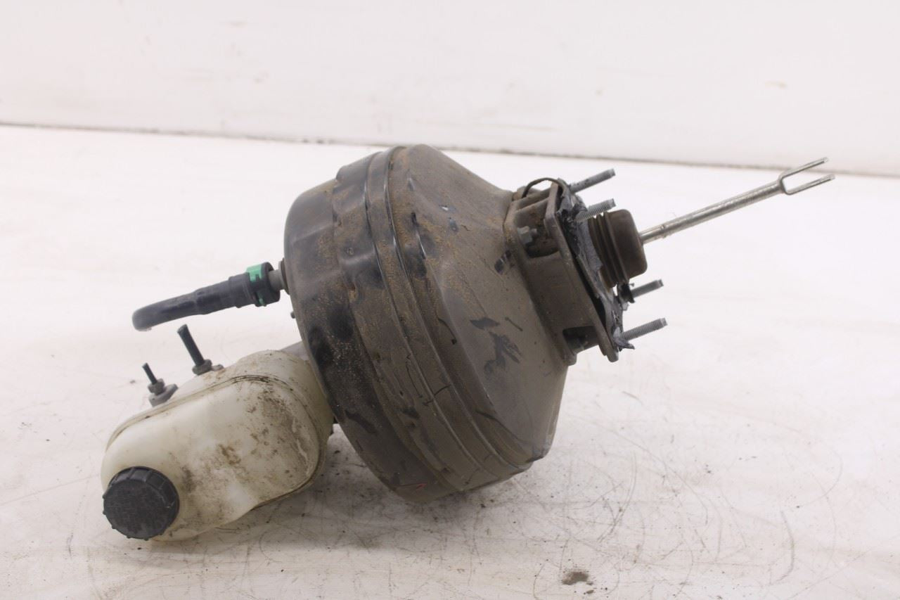 2018-2021 Ford Expedition Max XLT Brake Booster w/ Master Cylinder w/ Reservoir3