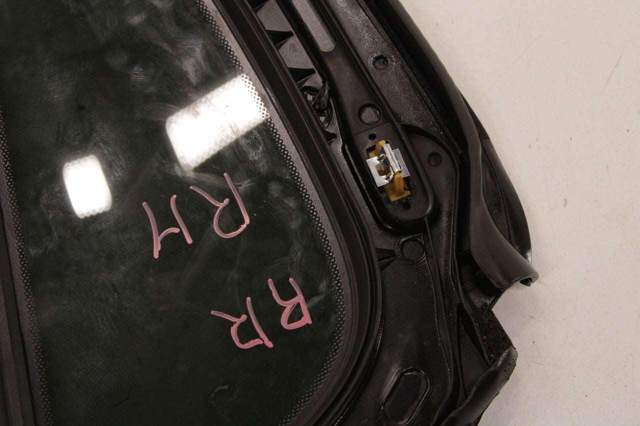 17-23 GMC Acadia SLT-1 Rear RH Door Vent Glass Run Channel w/ Belt Molding Seal - Alshned Auto Parts