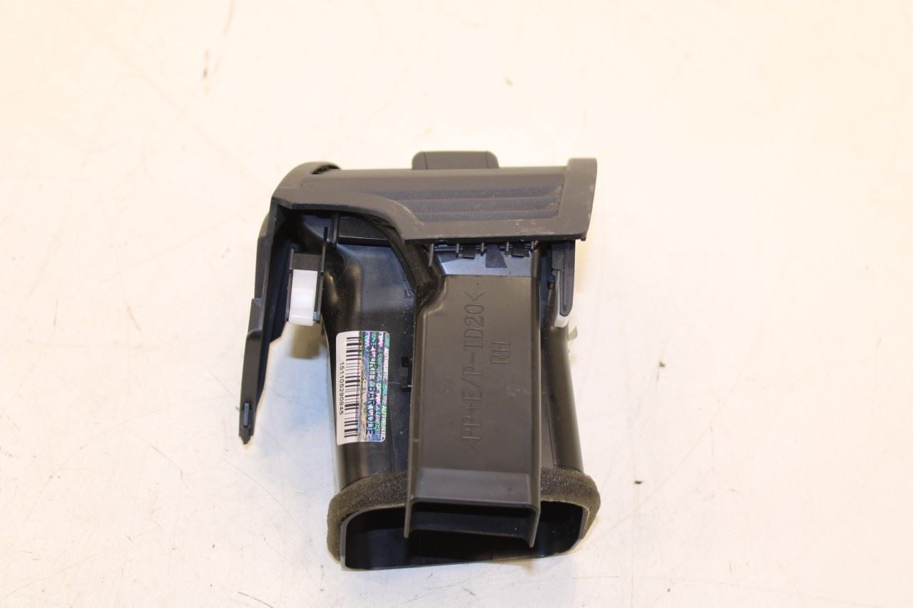 07-11 Toyota Camry LE Front Right and Left Outer Air Vent Grille 55670-06101-B1 - Alshned Auto Parts