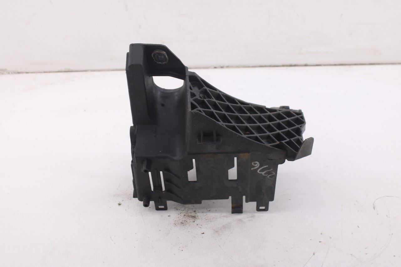 14-21 Jeep Grand Cherokee Laredo 4X4 Power Distribution Center Fuse Box Bracket10