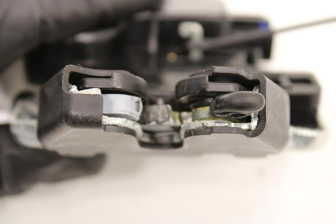 13-24 Nissan Altima SL Rear Trunk Lock Actuator Latch w/ Handle 84630-3TA0A OEM - Alshned Auto Parts