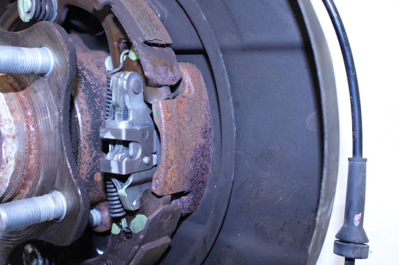 18-20 Nissan Pathfinder SV Rear Left Driver Side Spindle Knuckle Hub 43022-3JA0B - Alshned Auto Parts