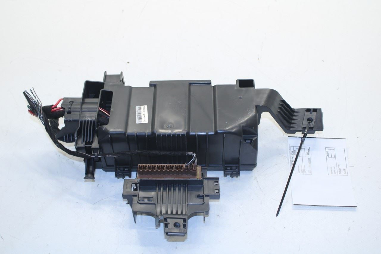 2012-15 Mercedes-Benz ML350 3.5L Engine Fuse Relay Junction Block 166-546-01-43 - Alshned Auto Parts