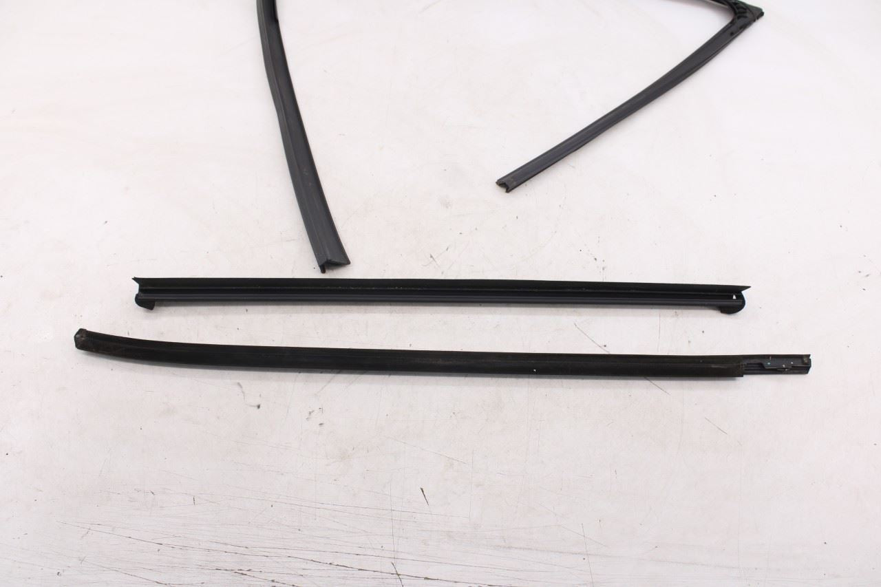 2019-25 Infiniti QX50 Essential Front Right Door Glass Run Channel Trim Belt Set - Alshned Auto Parts