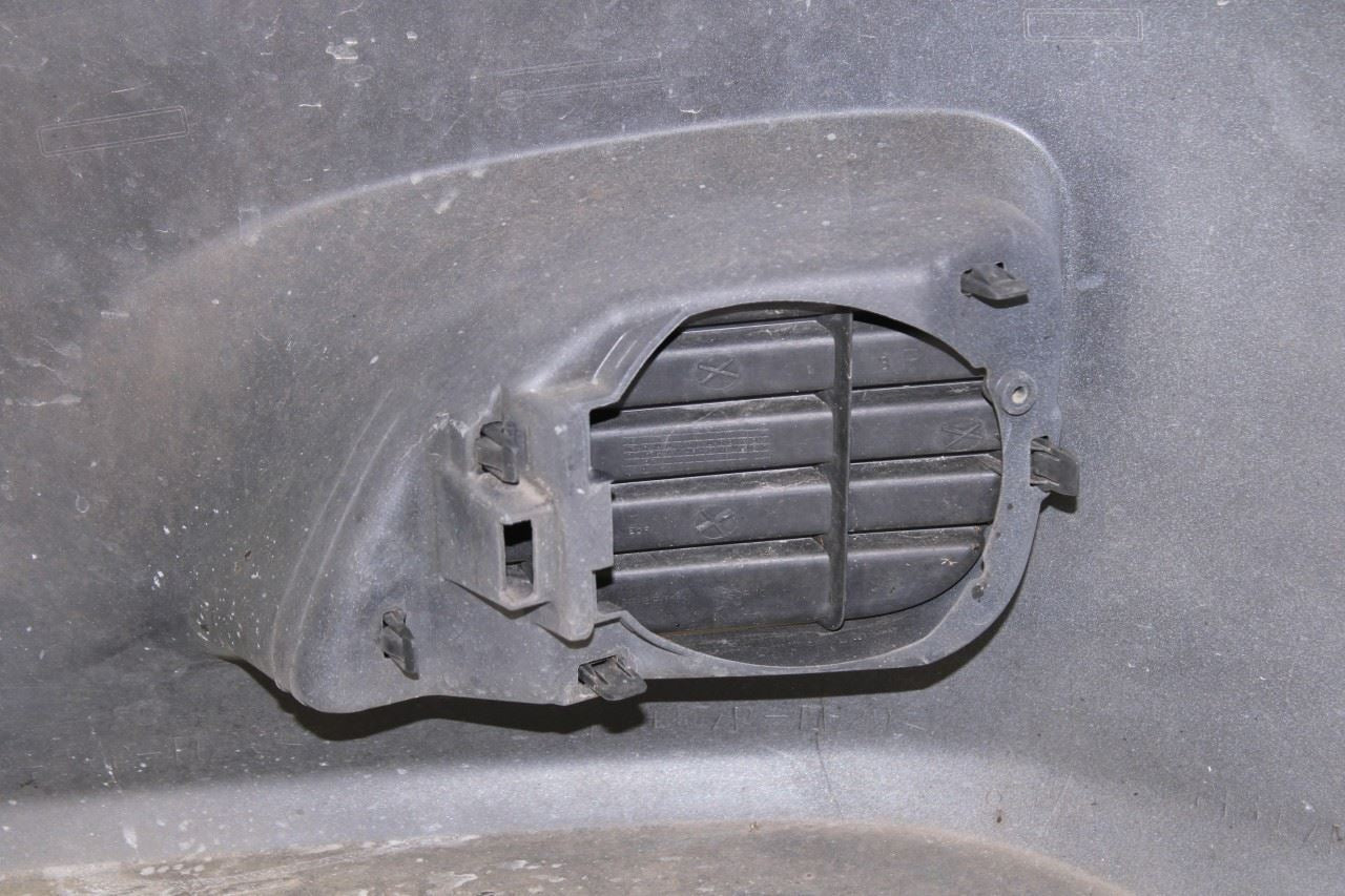 2010-11 Toyota Camry LE Front Bumper Cover w/ Radiator Grille 52119-06958 *ReaD* - Alshned Auto Parts