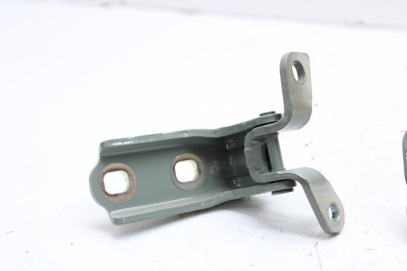 2024-2025 Chevrolet Trax Rear Left Side Door Hinge Upper and Lower 13590931 OEM - Alshned Auto Parts