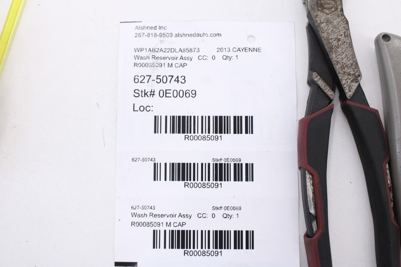 11-18 Porsche Cayenne S FR Windshield Wiper Washer Reservoir 95852870300 *ReaD* - Alshned Auto Parts