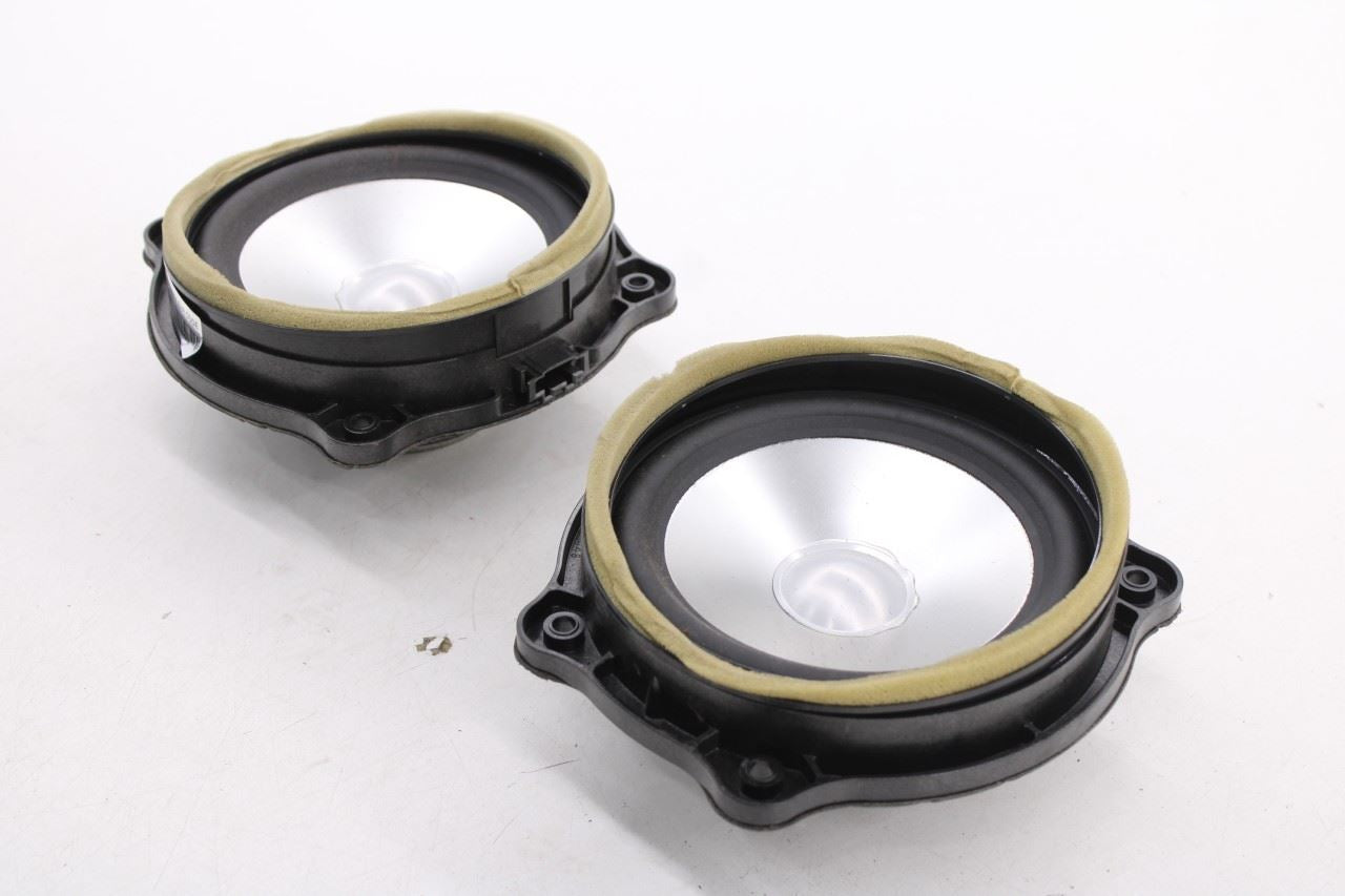 2010-2012 Land Rover Range Rover HSE Rear Right and Left Door Speaker XQM500410 - Alshned Auto Parts