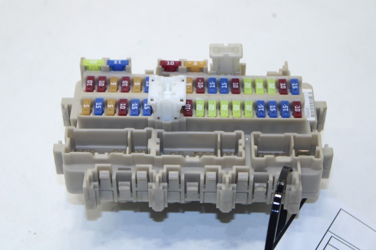 17-20 Nissan Pathfinder SV 3.5L Cabin Instrument Panel Fuse Relay Junction Block - Alshned Auto Parts