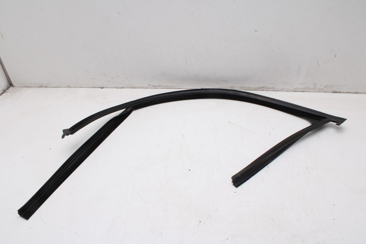 10-16 Mercedes-Benz E350 4Matic Front Left Door Run Channel w/ Belt Weatherstrip - Alshned Auto Parts