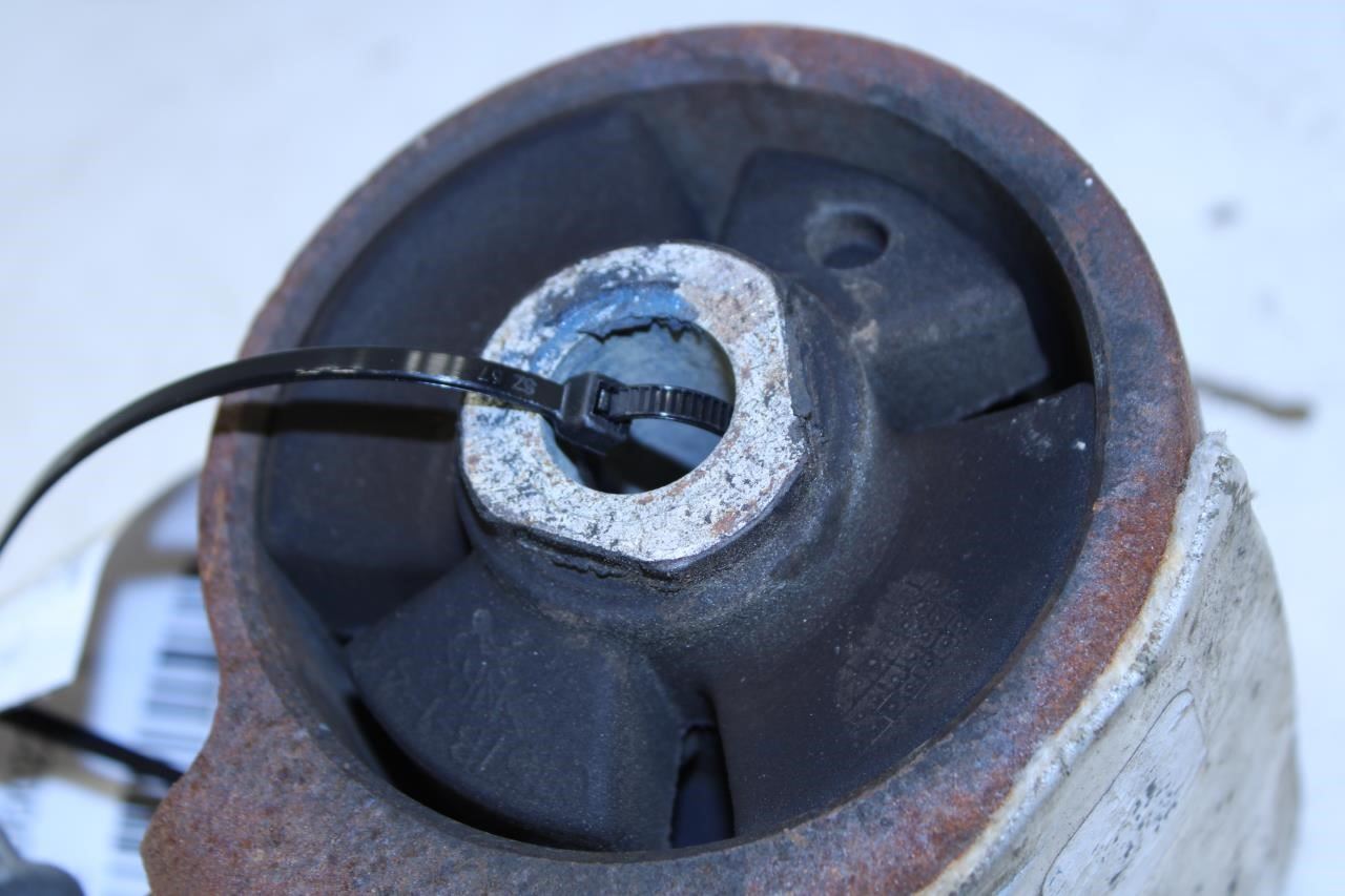 2017-2020 Ford F150 XL 2.7L Front Left Engine Motor Mount Support Insulator - Alshned Auto Parts