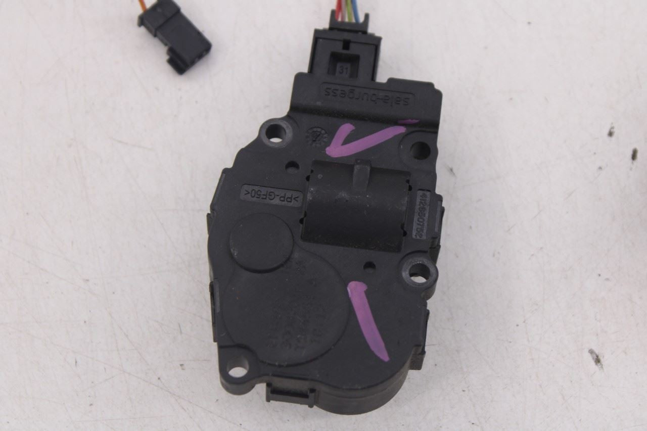 2015-2023 Mercedes-Benz C300 HVAC System Wire Harness w/ Blend Door Actuator Set17
