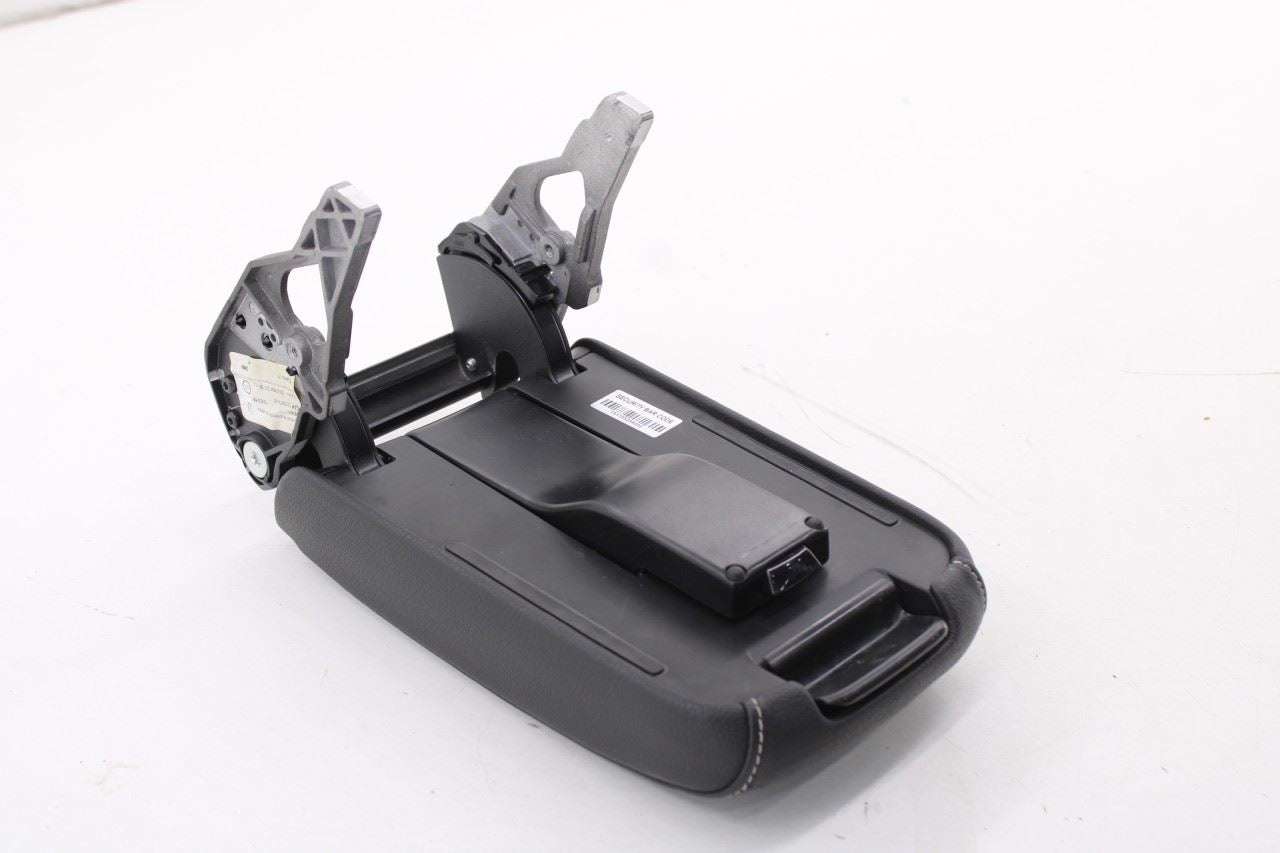 2016-18 Volkswagen Jetta Sport Center Console Armrest Storage Lid 5C6-864-207-B8