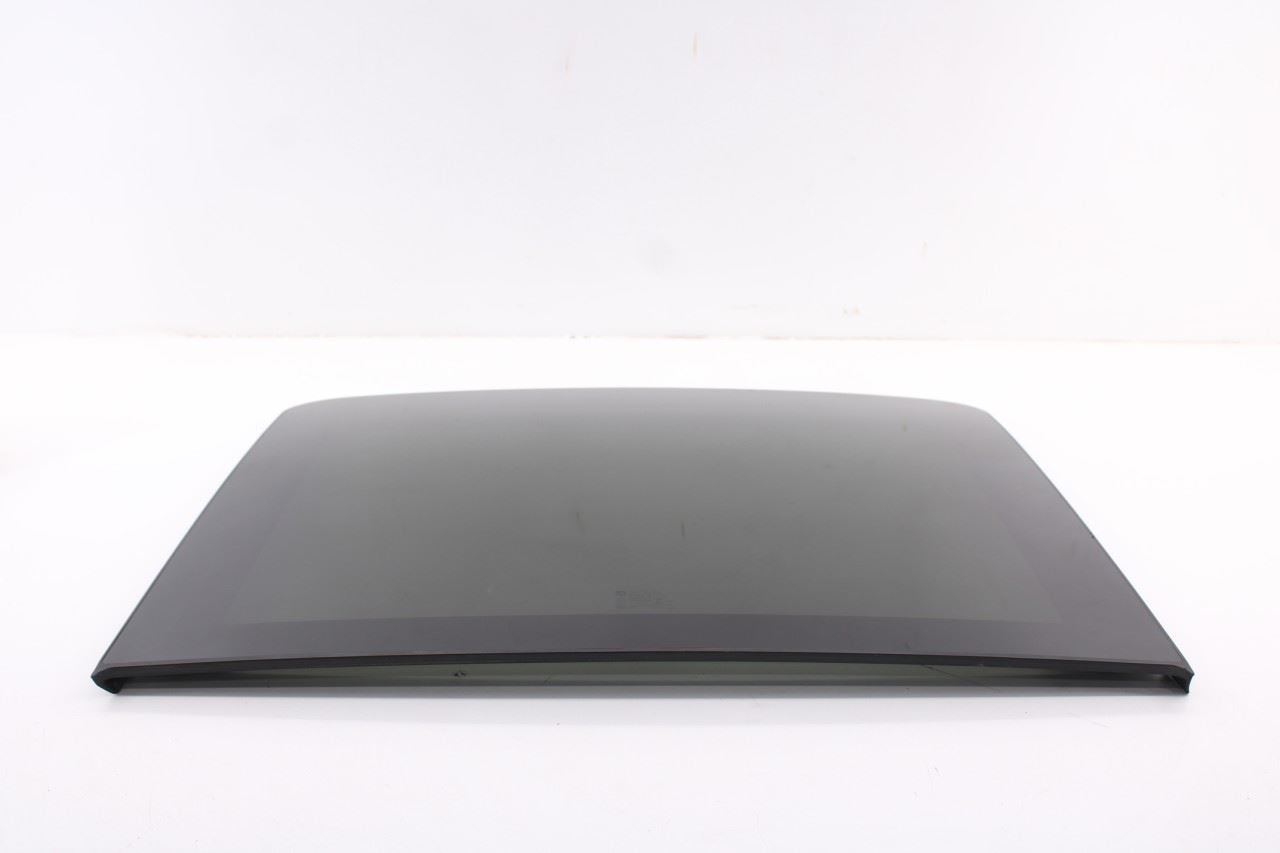 2018-2024 Chevrolet Equinox LT Roof Front Sunroof Window Glass 84374350 OEM5