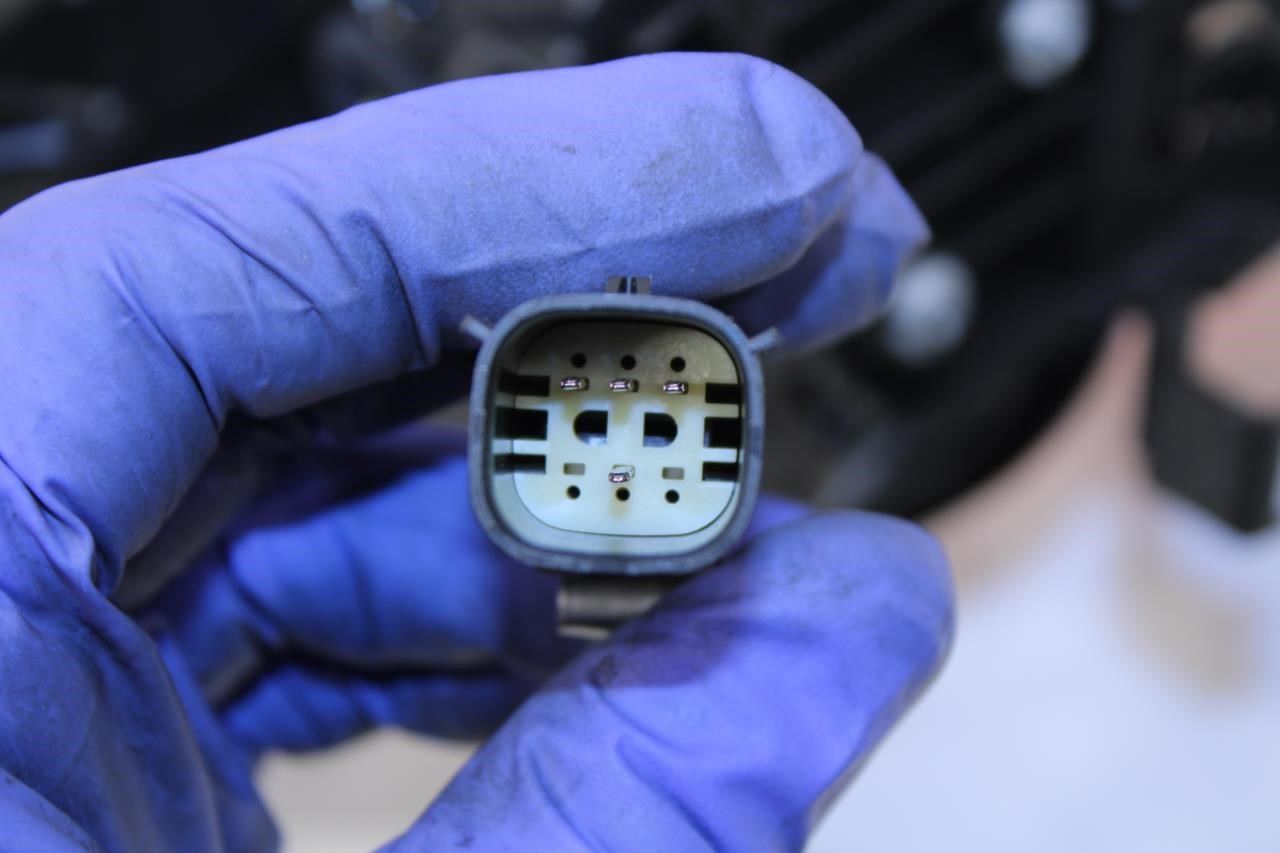 2019-2025 Cadillac XT4 Premium Rear Right Outer Tail Light Lamp 84864834 OEM - Alshned Auto Parts