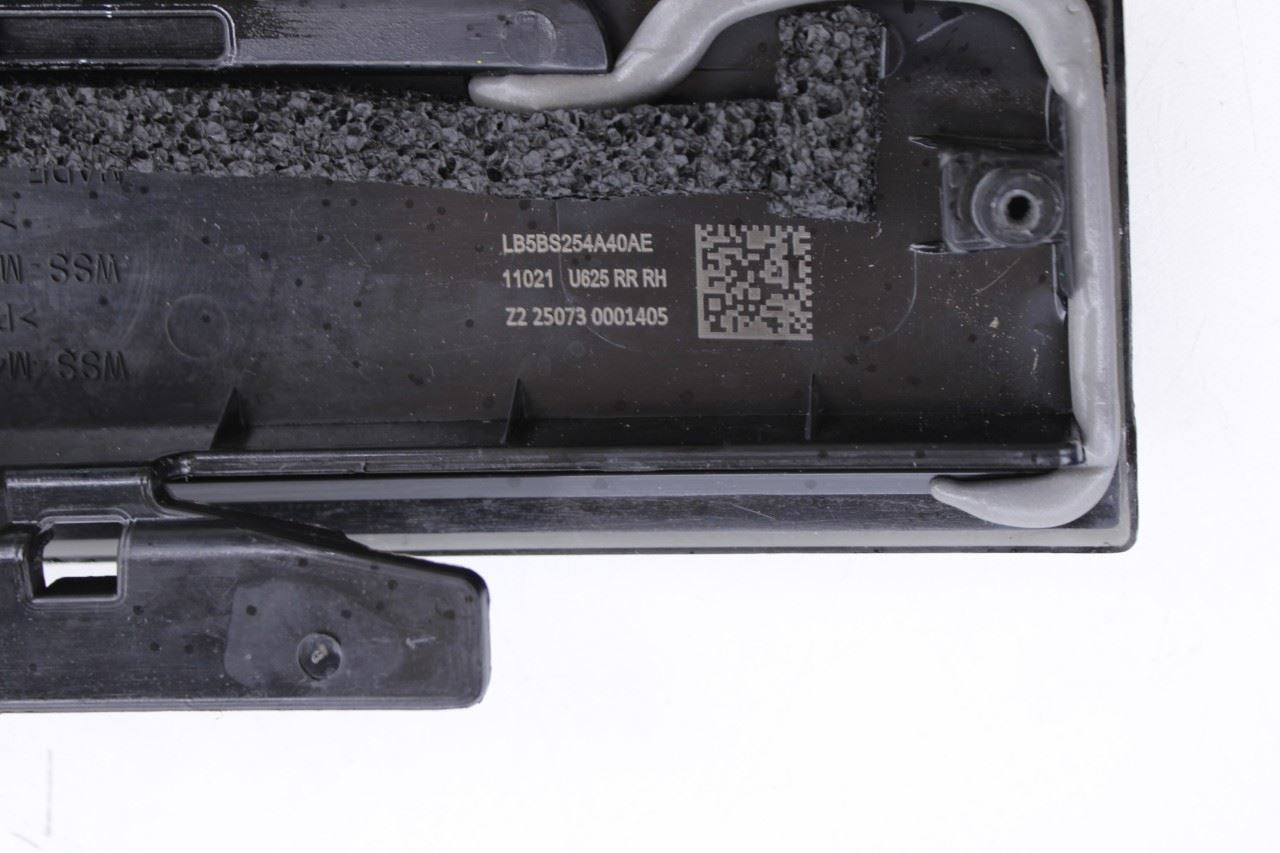 20-26 Ford Explorer Interceptor Rear Right Door B-Pillar Applique LB5BS254A40AE11