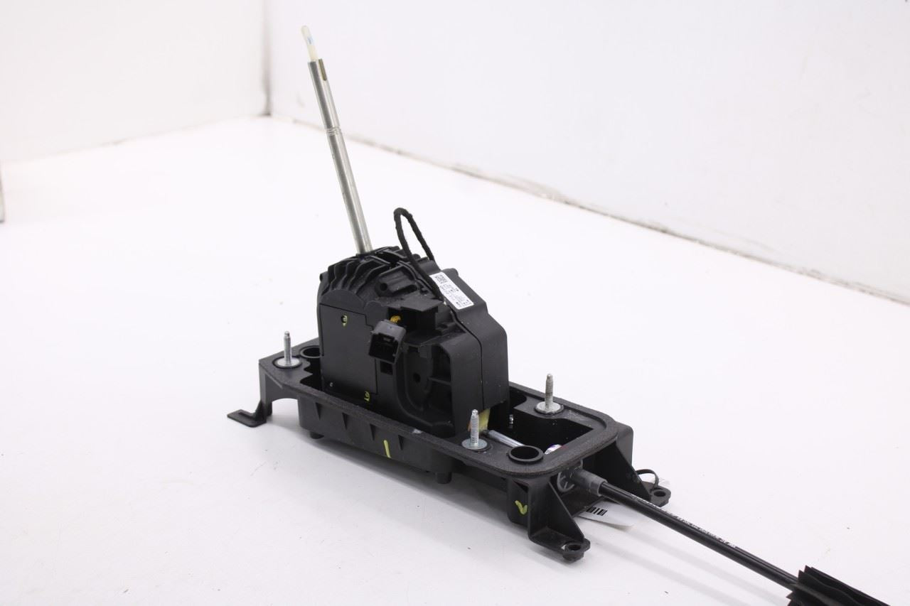 2022-2024 Volkswagen Jetta SE 1.5L FWD Automatic Transmission Gear Shifter Lever6