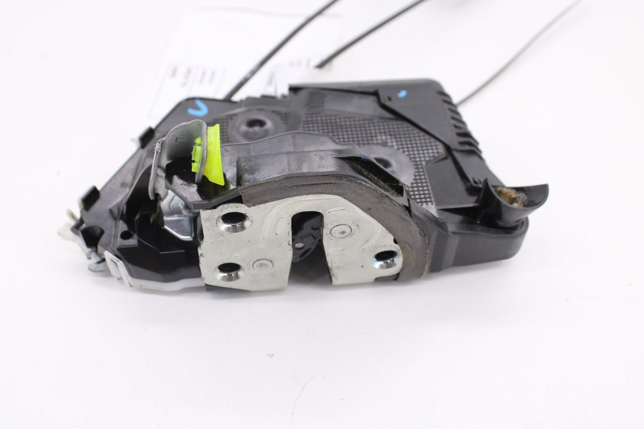 2015-2023 Toyota Tacoma SR5 Front Left Side Door Lock Latch Actuator 69040-070206