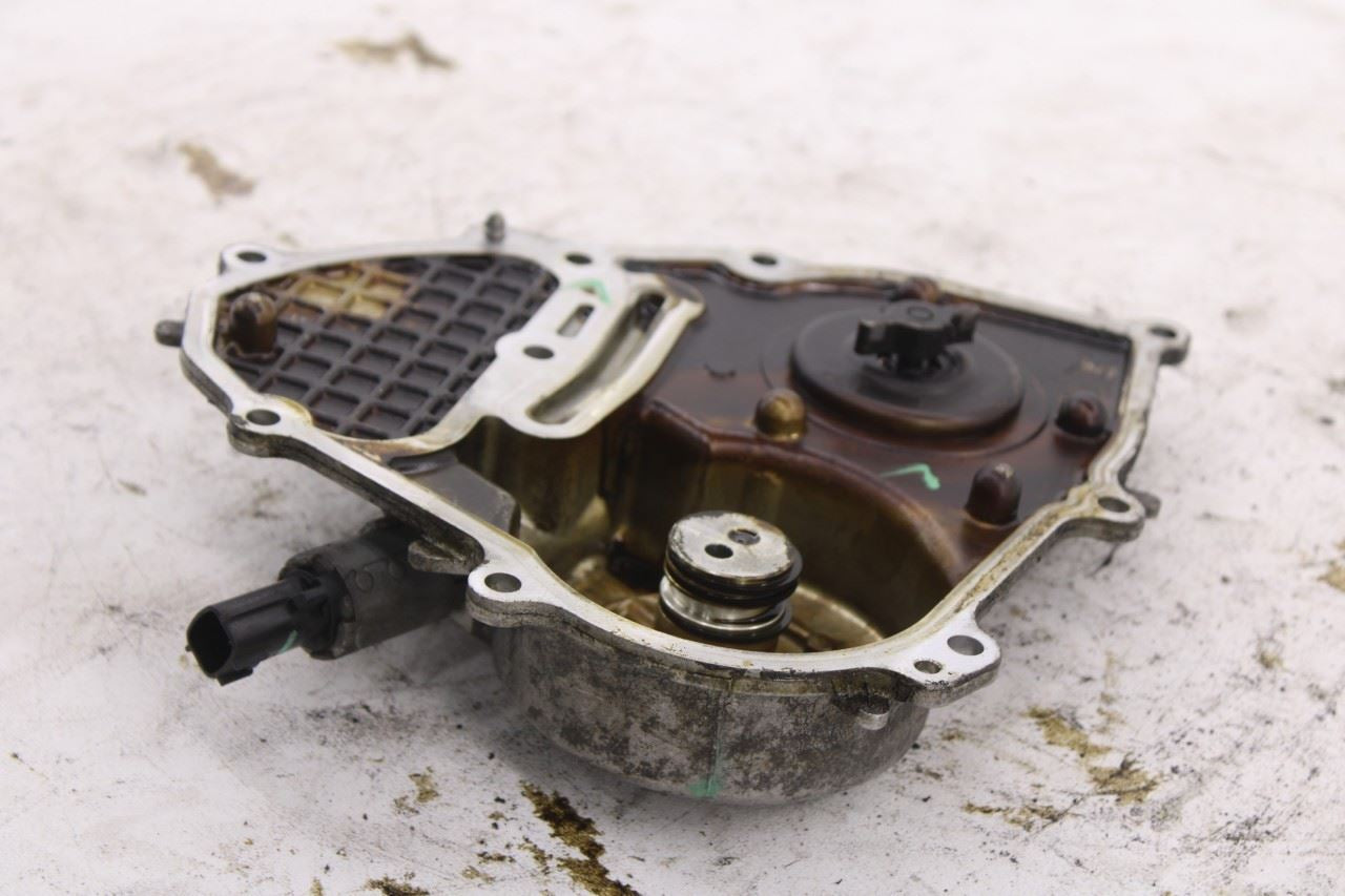 17-20 Infiniti QX60 3.5L Right Engine Variable Timing Control Cover w/ Actuator10