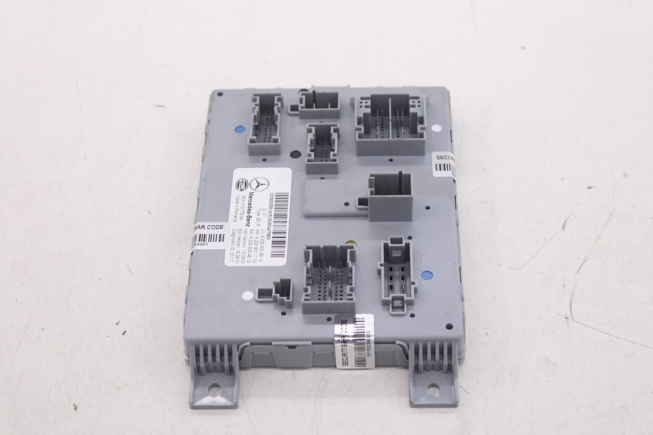 2015-2018 Mercedes-Benz C 300 4Matic Rear Trunk SAM Computer Control Module OEM8