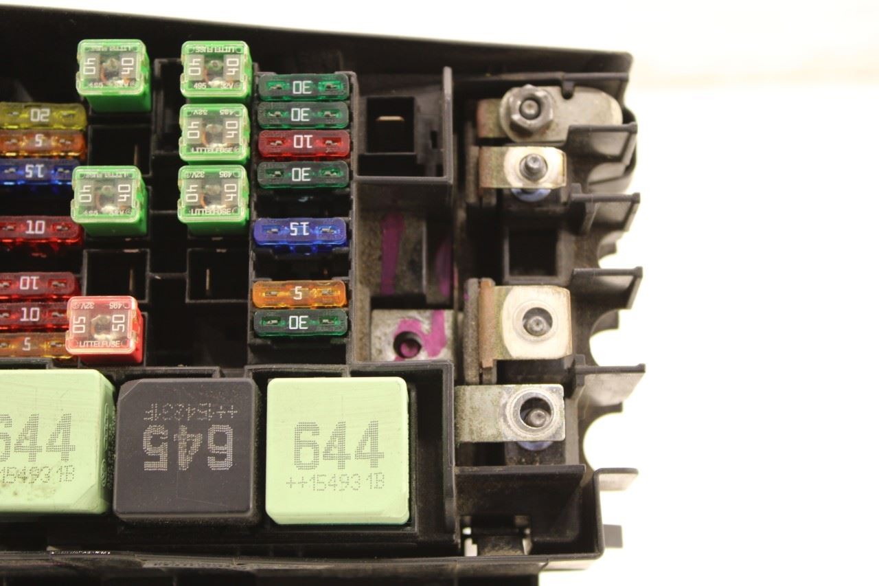 2014-2022 Volkswagen Passat SE 1.8L Engine Fuse Relay Box FWD 5C0-937-125-C OEM - Alshned Auto Parts