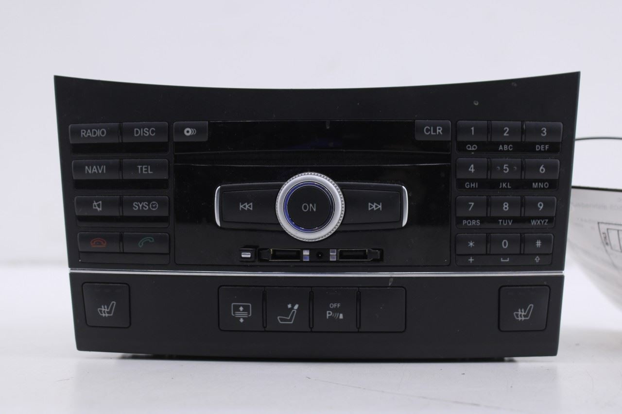 2010-2011 Mercedes-Benz E 350 Luxury 4Matic Navigation CD Player Radio Receiver0