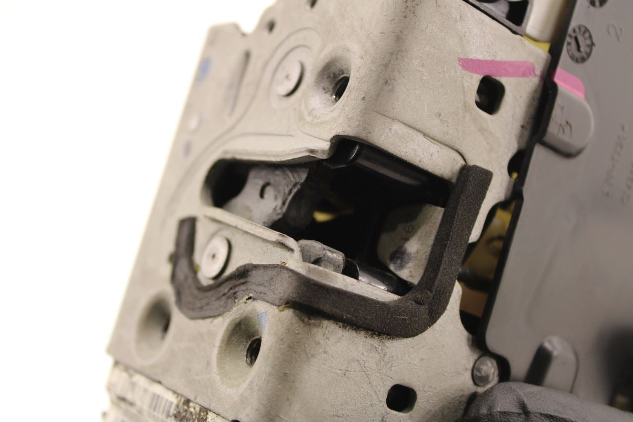 2018-2021 Jeep Cherokee Latitude Rear Right Door Lock Latch Actuator 04589914AE - Alshned Auto Parts