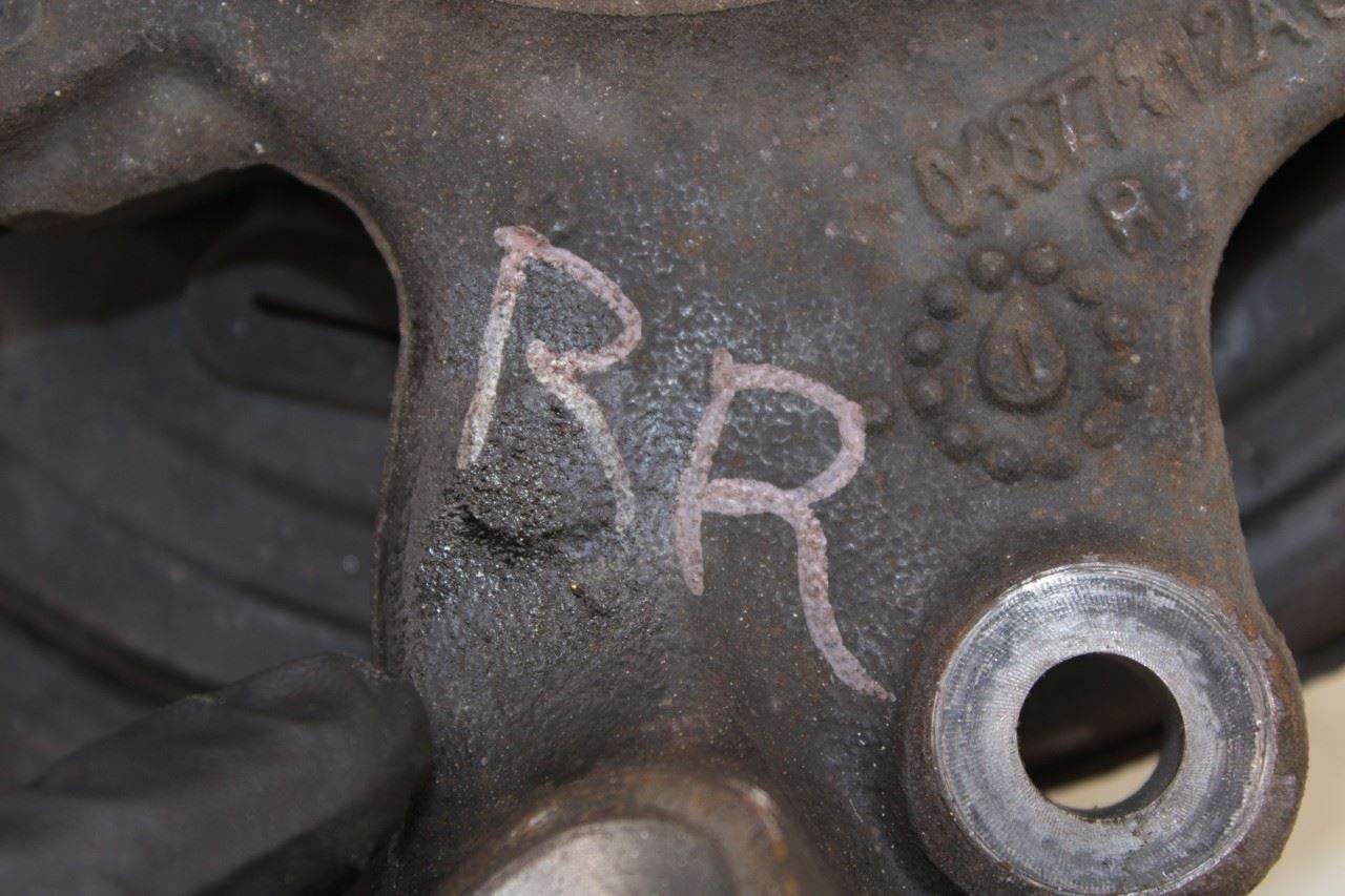 2016-22 Jeep Grand Cherokee Summit Rear Right Passenger Side Spindle Knuckle Hub - Alshned Auto Parts