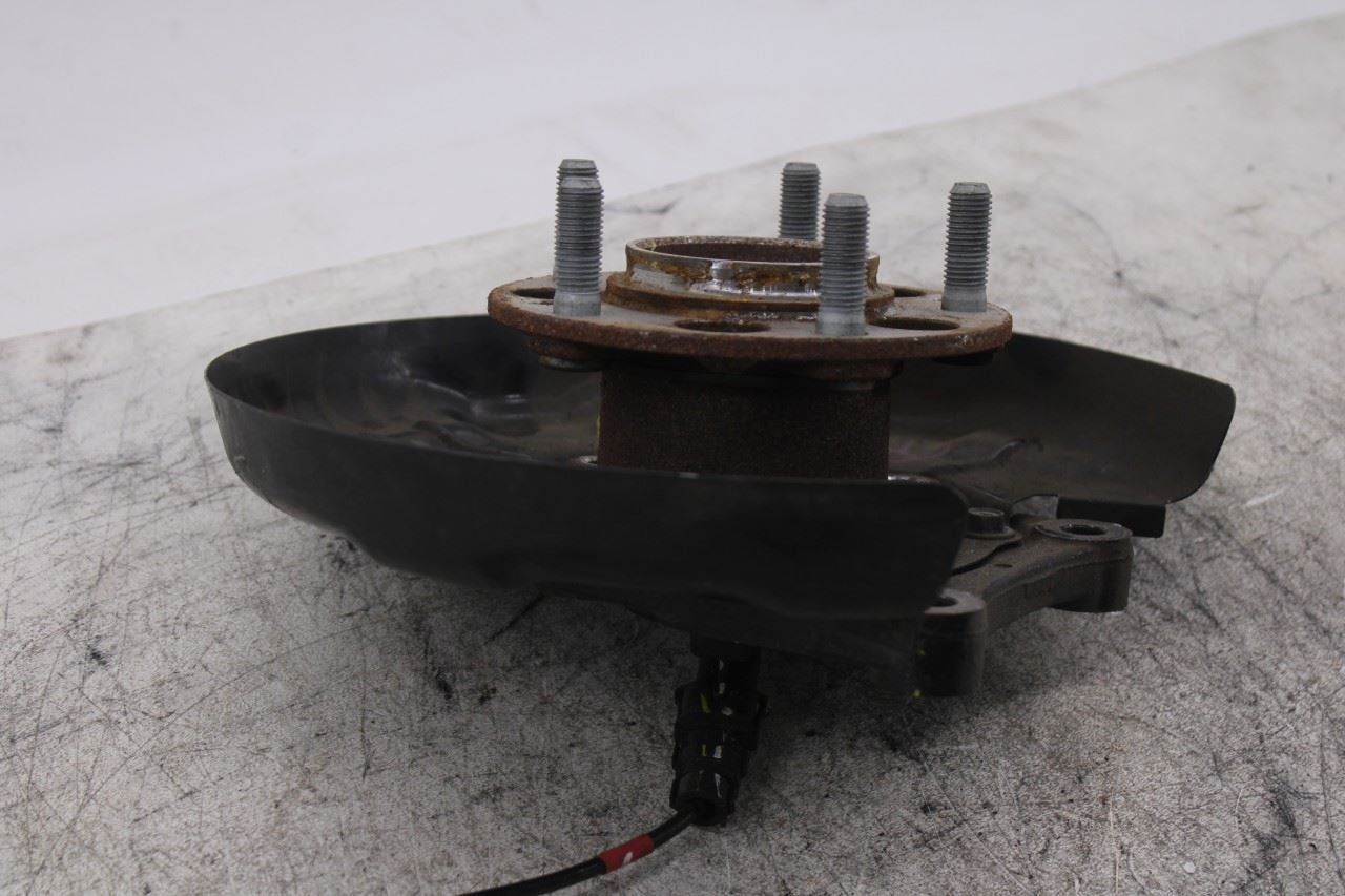 21-26 Hyundai Elantra SE 2.0L FWD Rear Passenger Right Side Spindle Knuckle Hub3