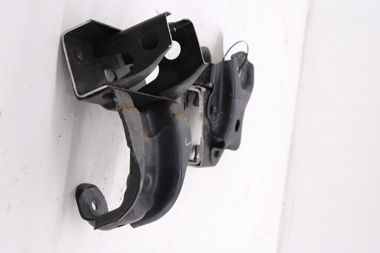 15-23 Toyota Tacoma SR5 3.5L Rear Frame Right Side Leaf Spring Mount Bracket Set6