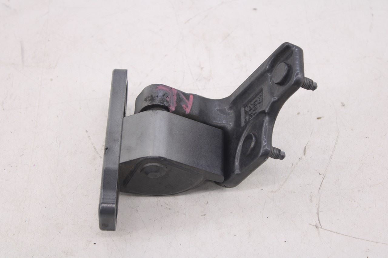 2015-21 Mercedes-Benz C300 4Matic Rear Left Side Door Hinge Upper and Lower Pair4