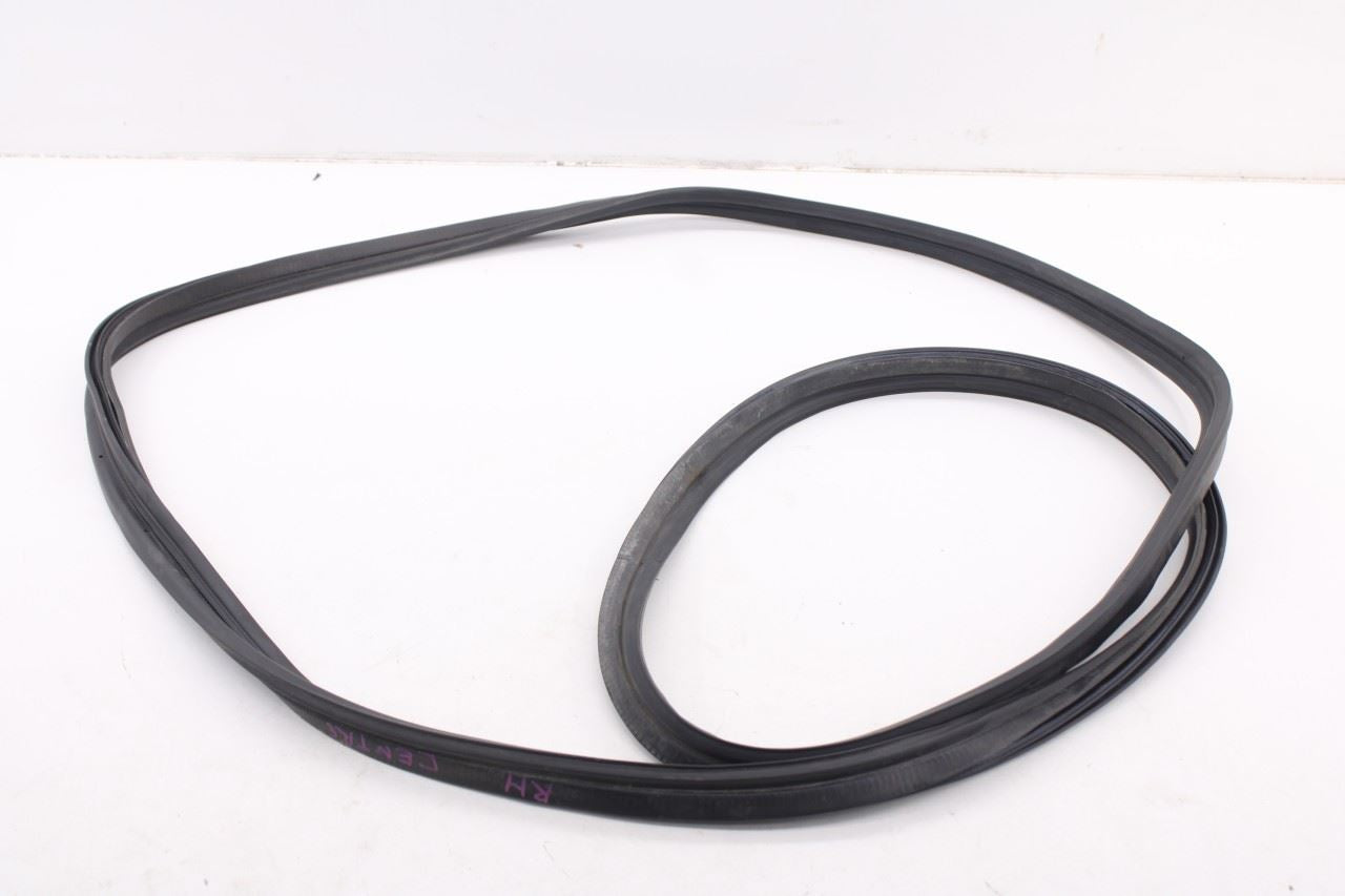 20-25 Mitsubishi Outlander Sport SE Liftgate Tailgate Weatherstrip Seal 5815A1330