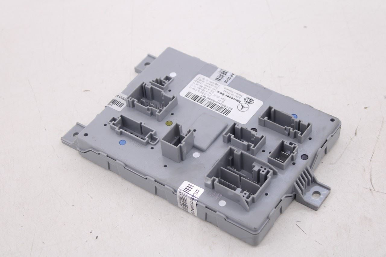 2015-2018 Mercedes-Benz C 300 4Matic Rear Trunk SAM Computer Control Module OEM5