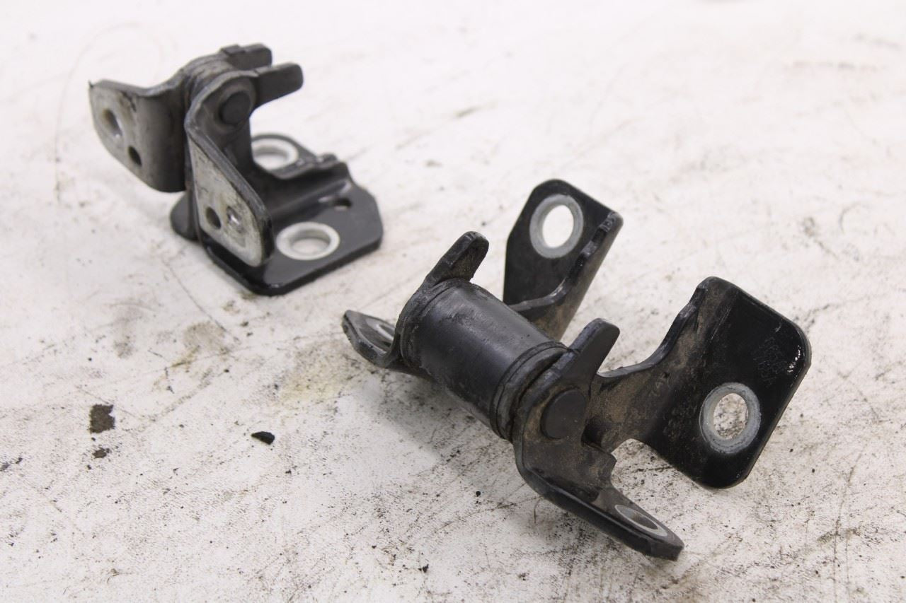 2011-25 Dodge Durango SXT Rear Left Driver Side Door Hinge Upper and Lower Pair4