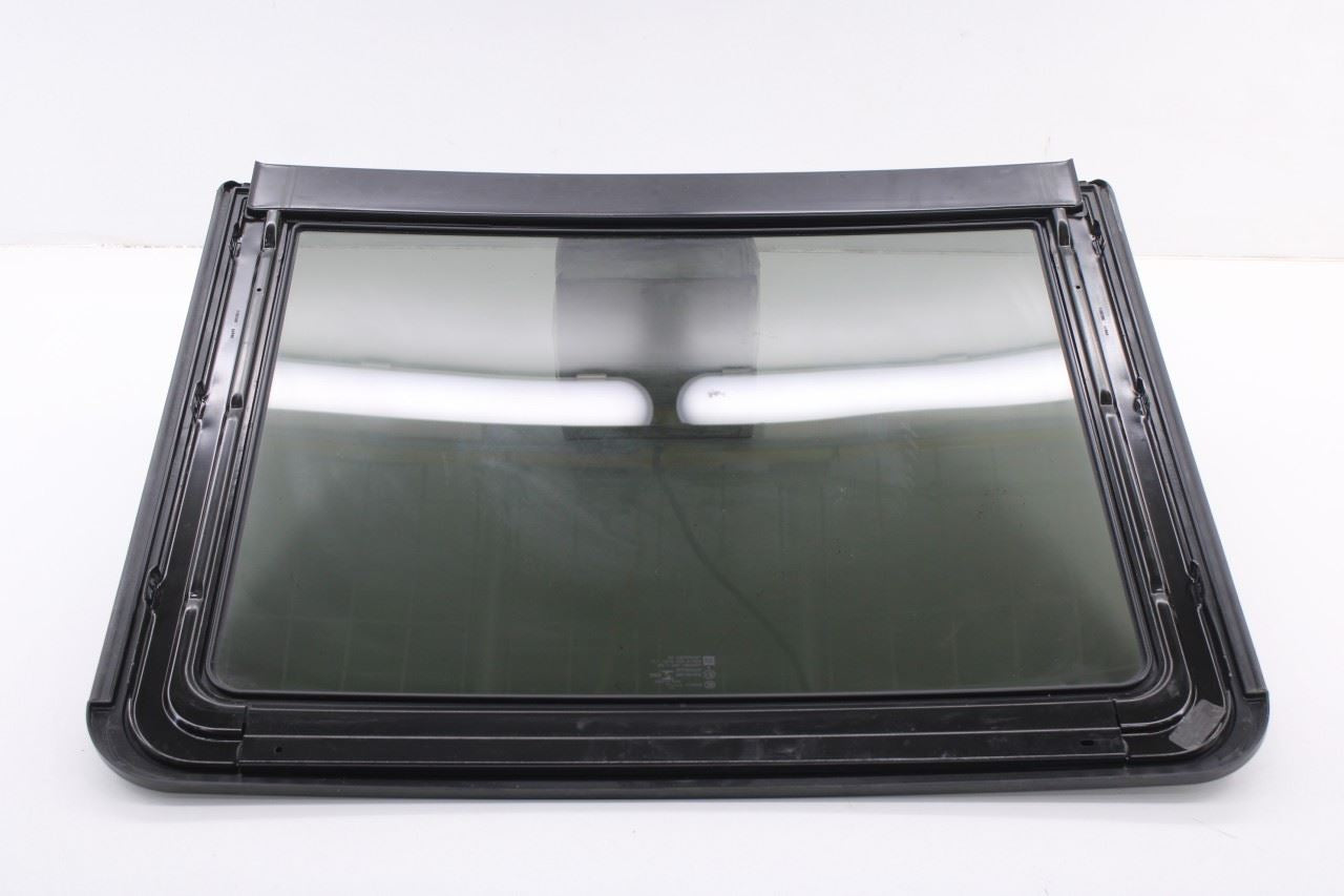 2018-24 Chevrolet Equinox LT Roof Rear Sunroof Stationary Window Glass 843743496