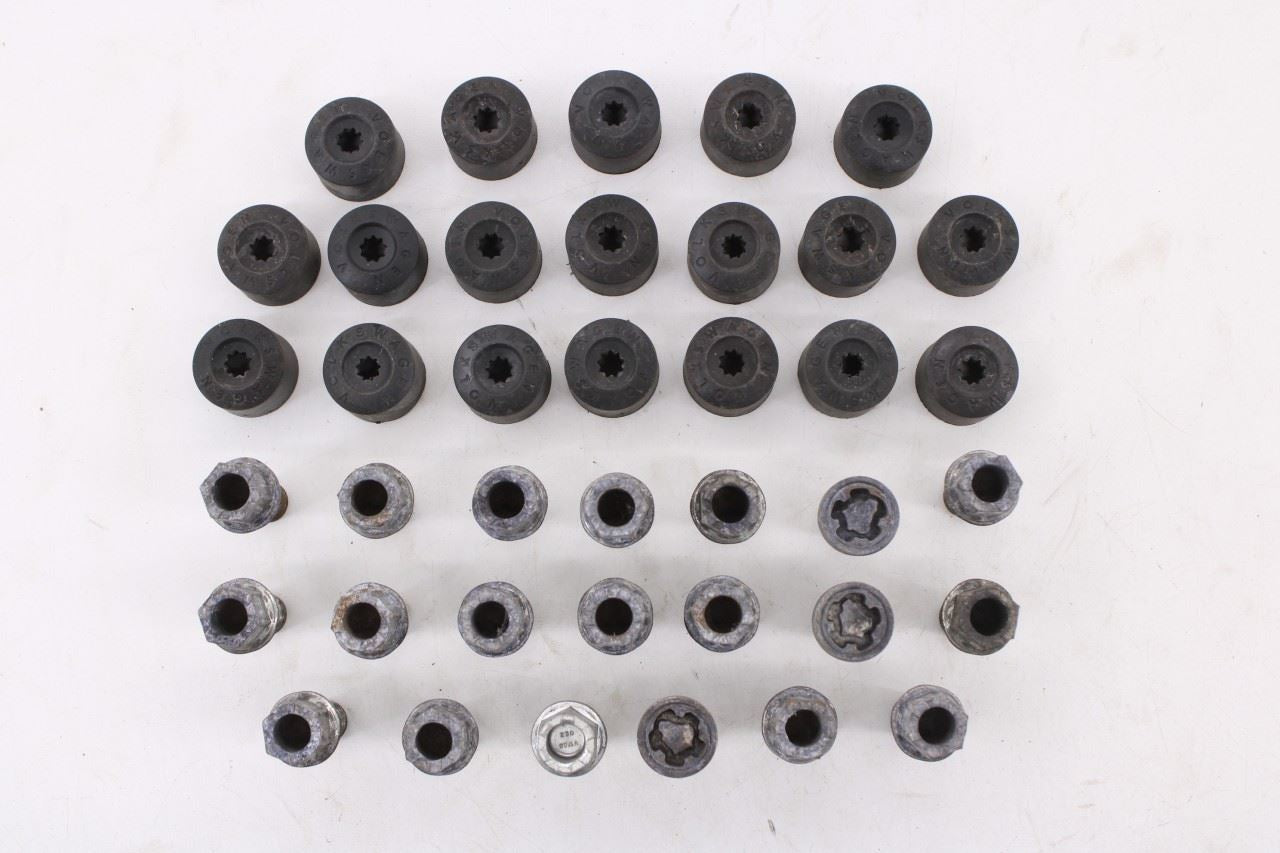 2010-2024 Volkswagen Jetta Sport Wheel Lug Nut Bolt Set of 20 w/ Caps Set of 192