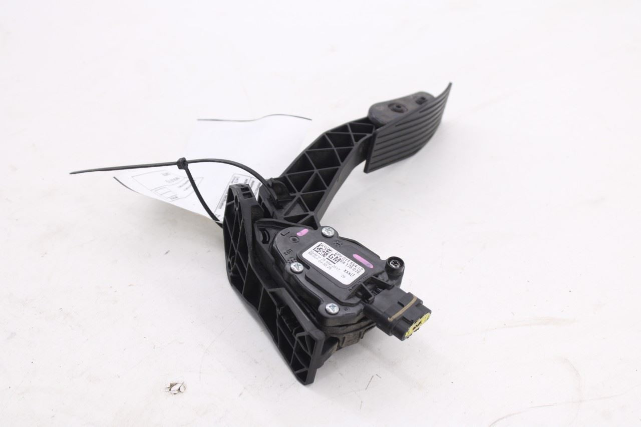 2018-22 Chevrolet Equinox LT 1.5L Accelerator Throttle Gas Pedal Sensor 841760765