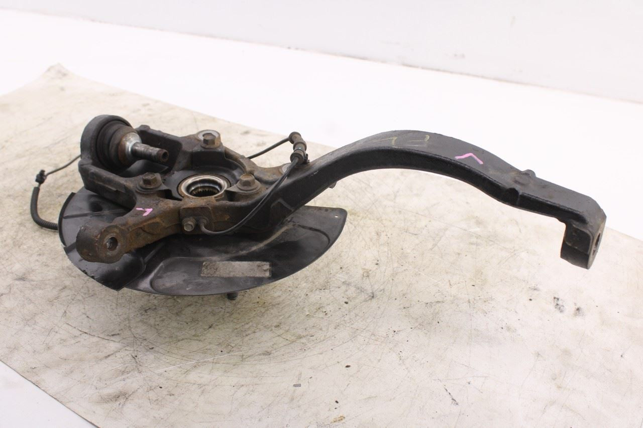 11-15 Dodge Durango SXT AWD Front Driver LH Side Spindle Knuckle Hub 68022629AD11