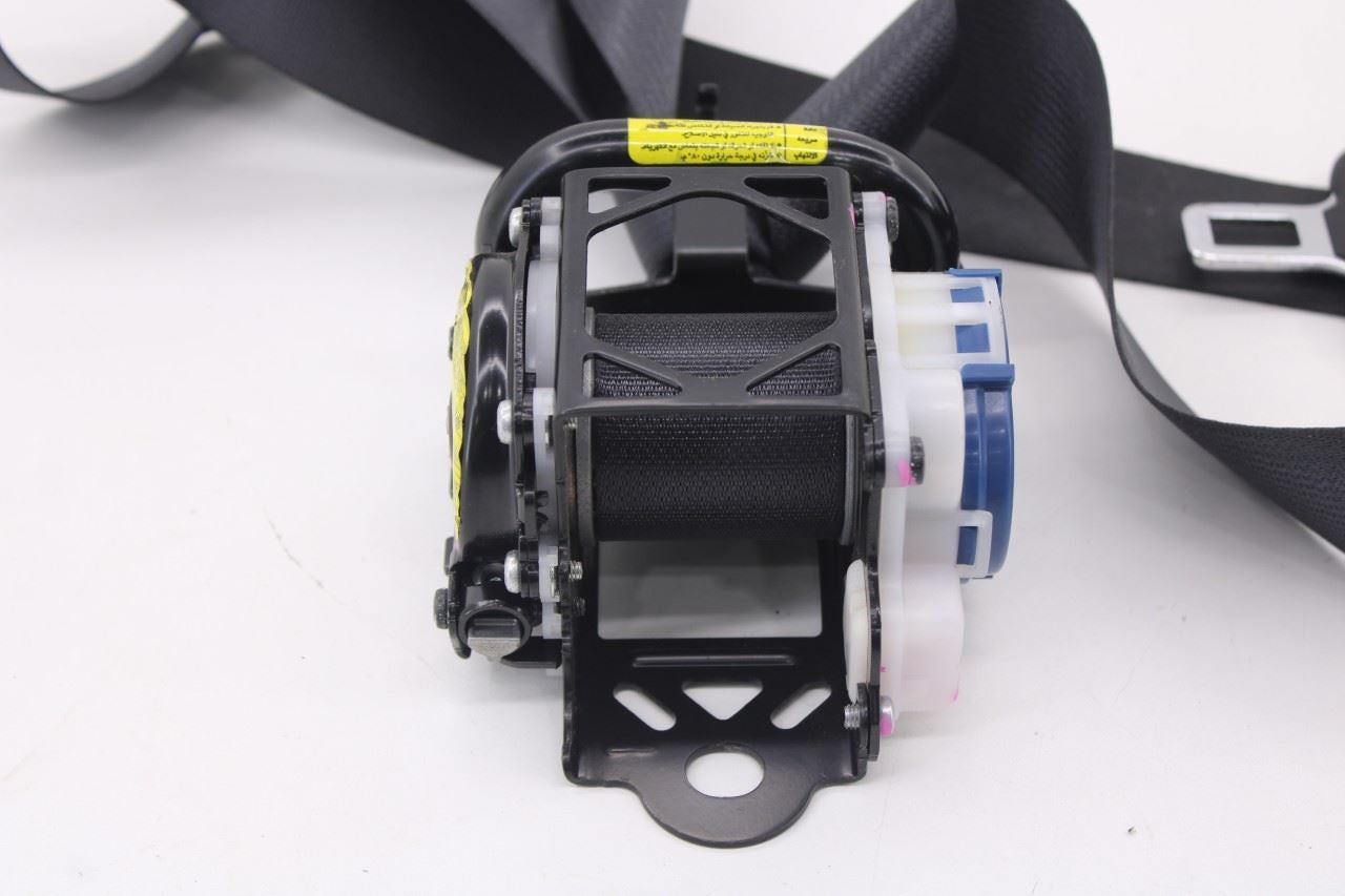 15-16 Subaru Impreza Sport Premium 2.0L AWD Front Right Side Seat Belt Retractor3