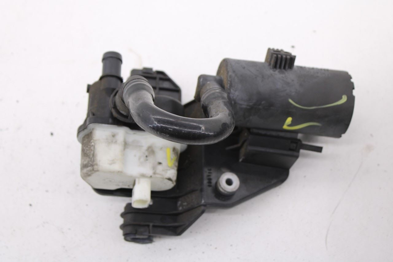 10-12 Land Rover Range Rover HSE 5.0L Fuel Vapor Evaporative Canister WTB500240 - Alshned Auto Parts