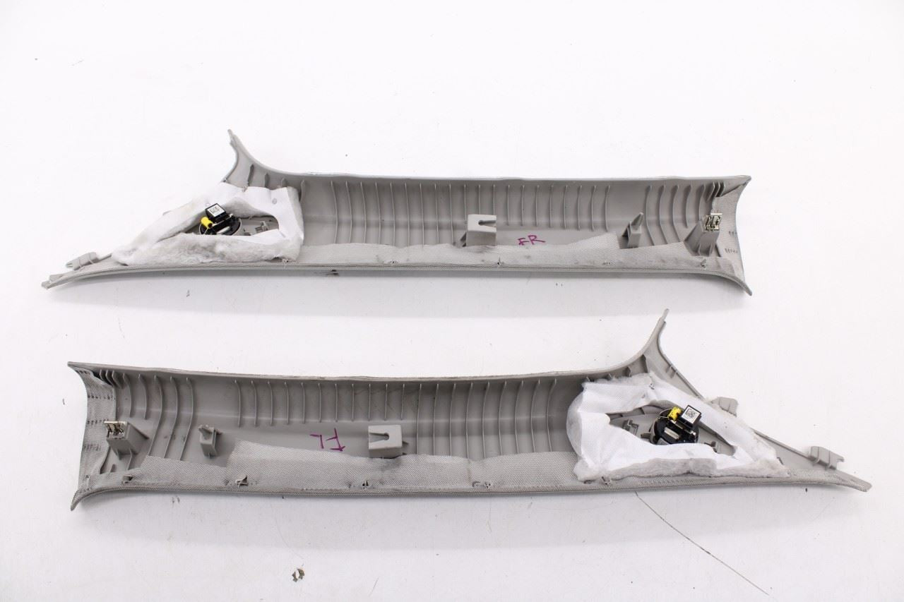 2017 Buick LaCrosse Premium Front RH and LH Windshield A-Pillar Molding 262296446
