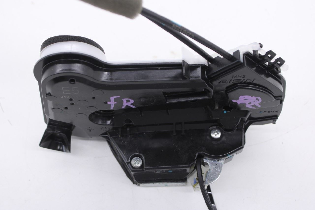 2014-25 Toyota Corolla LE Front Right Door Lock Latch Actuator Assy 69030-023804