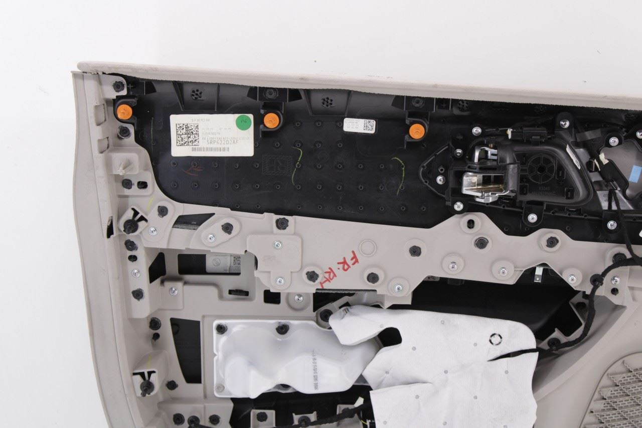 2017-2018 Chrysler Pacifica Limited Front Right Side Door Trim Panel 5RP622D2AF - Alshned Auto Parts