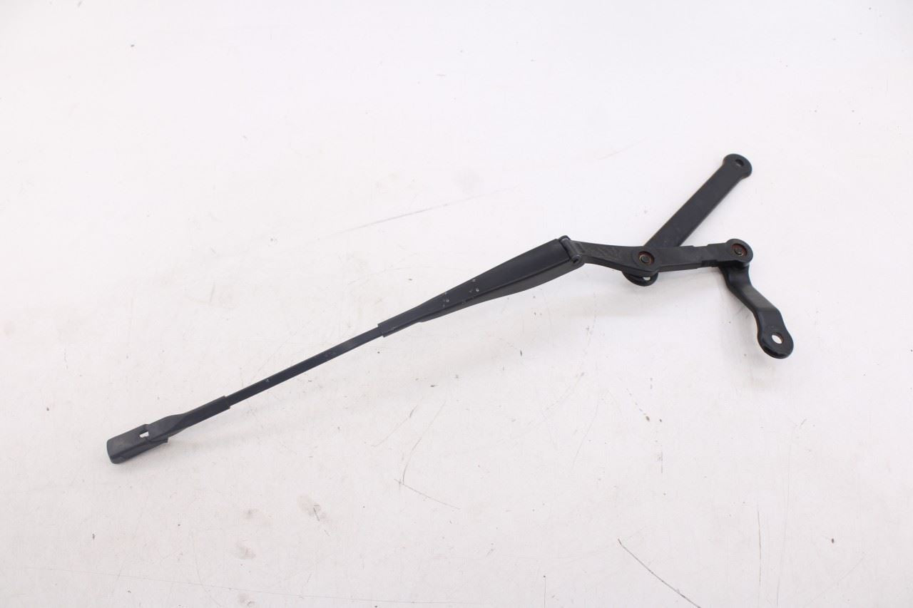 2015-2023 Mercedes-Benz C300 4Matic Front Left and Right Windshield Wiper Arm4