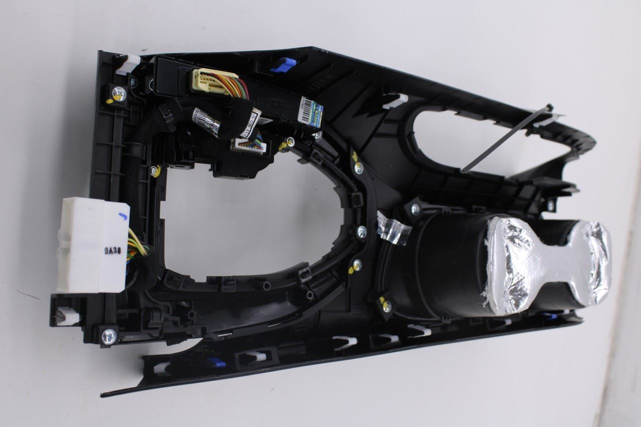 19-21 Hyundai Veloster Center Console Upper Cover Panel Assembly 84651-J3000-NNB14